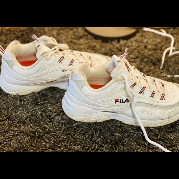 Fila Sneakers - Picture 2 of 5